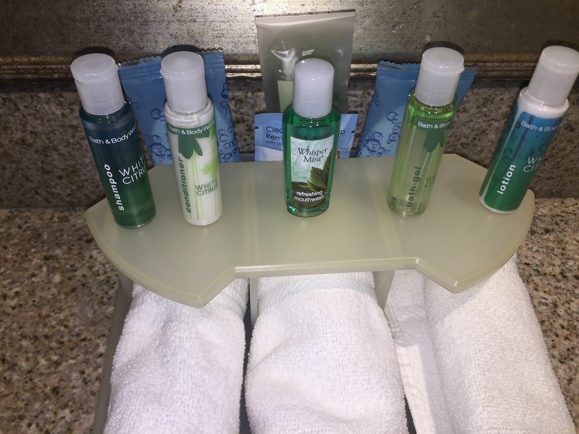 Holiday Inn Express Cedar Rapids - Collins Road By Ihg Esterno foto